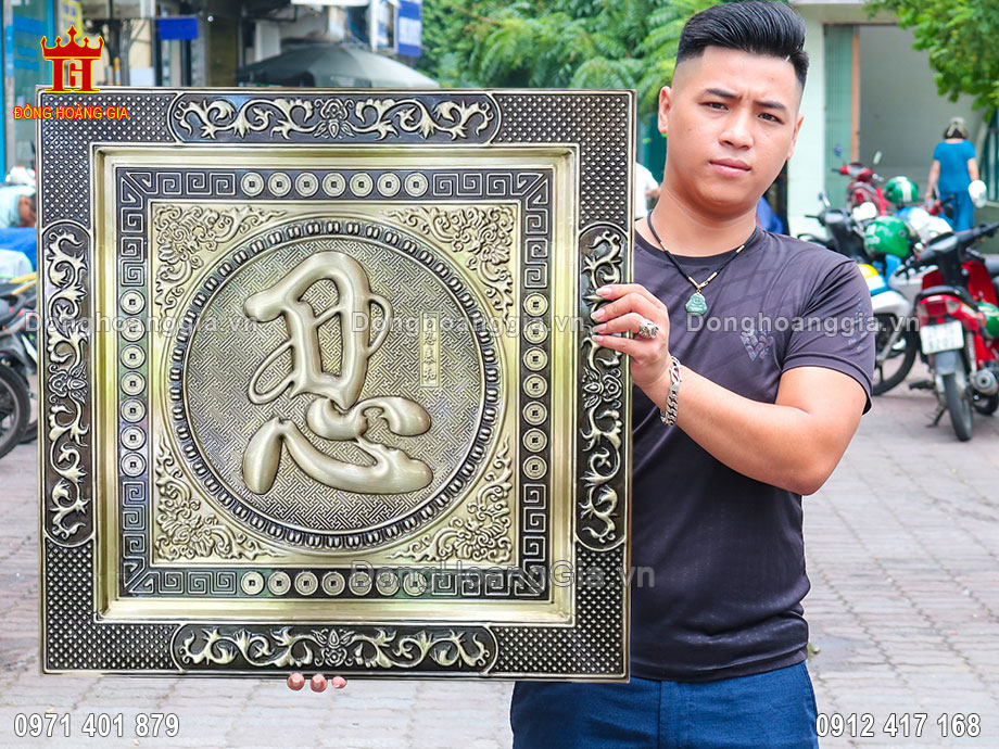 Nguyên liệu chế tác tranh chữ nhẫn thư pháp là đồng nguyên chất loại I